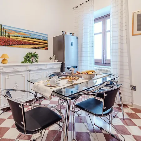 Dimora Degli Scalzi Apartment *