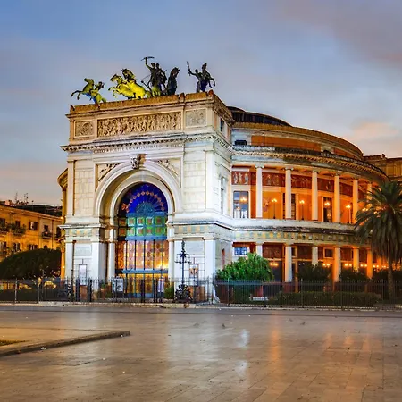 Appartamento Dimora Degli Scalzi Palermo