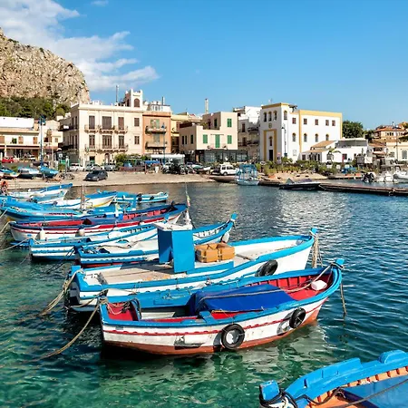 Dimora Degli Scalzi - Dive Into Palermo's History * Palermo