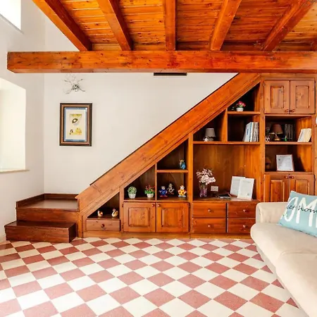 Dimora Degli Scalzi - Dive Into Palermo's History Apartamento