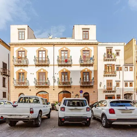Dimora Degli Scalzi - Dive Into Palermo's History Palermo